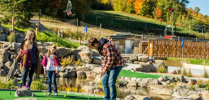 Sommet Saint Sauveur Parc Fun Mini Golf Mini Putt Activite Centre Amusement Automne