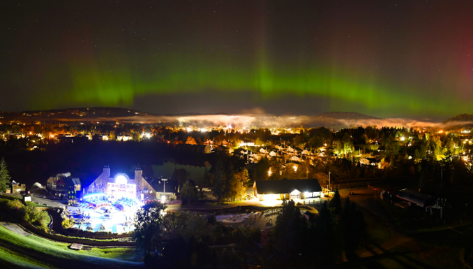 Nouvelles webcams et aurores boréales au Sommet Saint-Sauveur