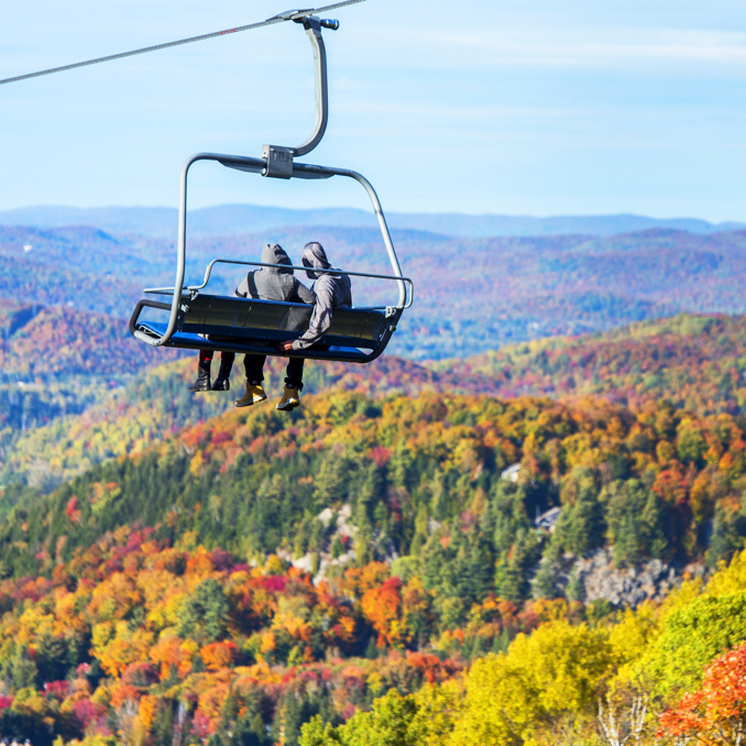 Sommet Saint Sauveur Chaise Couleur Automne