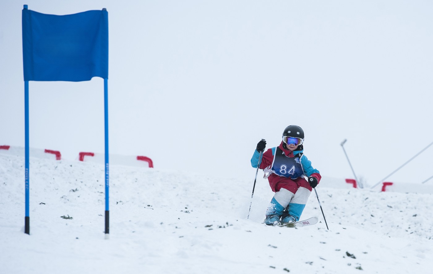 Sommet Saint Sauveur Ski Hiver Montagne Neige Jeune Enfant Competition