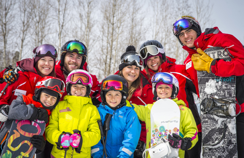 Canadian Ski Instructors' Alliance (CSIA) or PESA Level 1 certification OR Canadian Association of Snowboard Instructors (CASI) or PEPN Level 1 certification