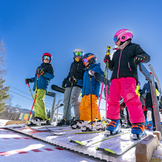 Sommet Gabriel Remontee Famille Ski Snow